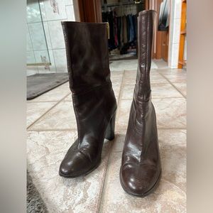 Adrienne Vittadini Brown Leather Boots with Gold Zipper